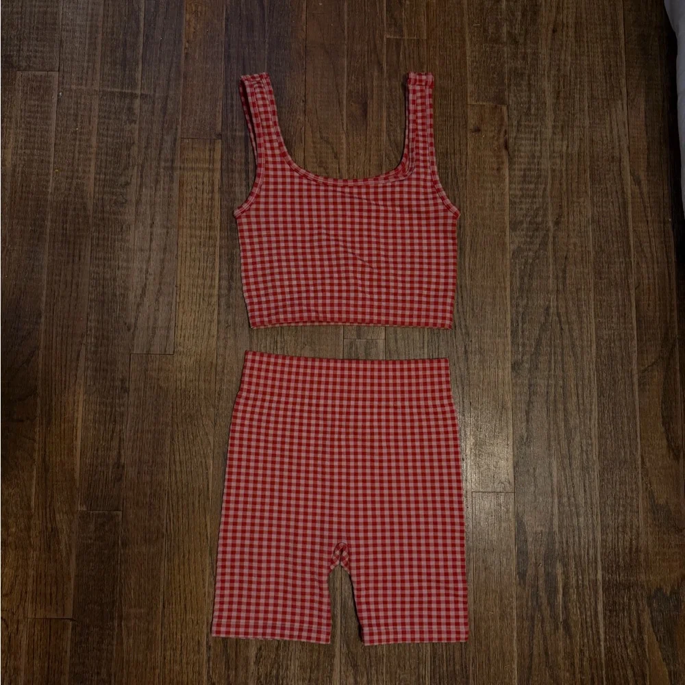 No Boundaries Red Checkered Crop Top and Shorts Set - Picture 1 of 3